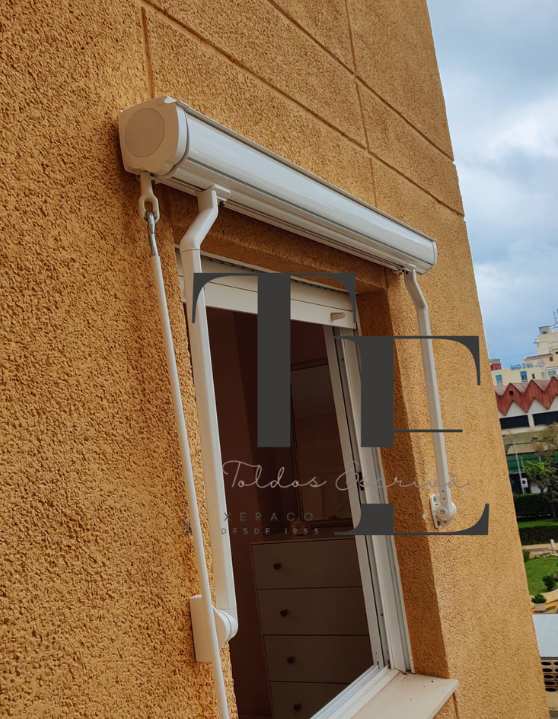 Toldo punto recto